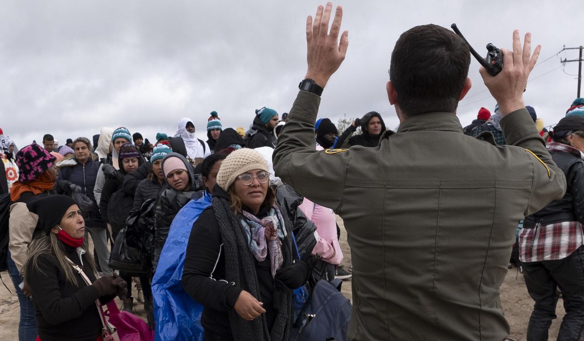 NextImg:Biden channels Trump in announcing new border ban
