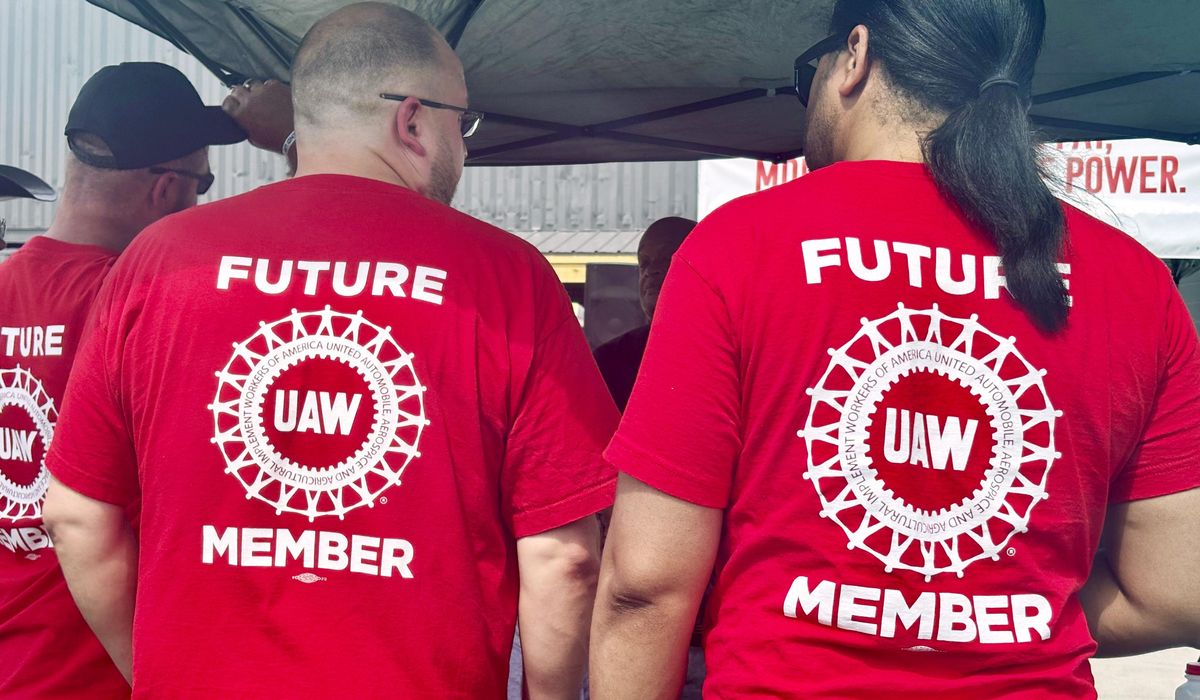NextImg:United Auto Workers faces a key test with upcoming vote at Alabama Mercedes plant