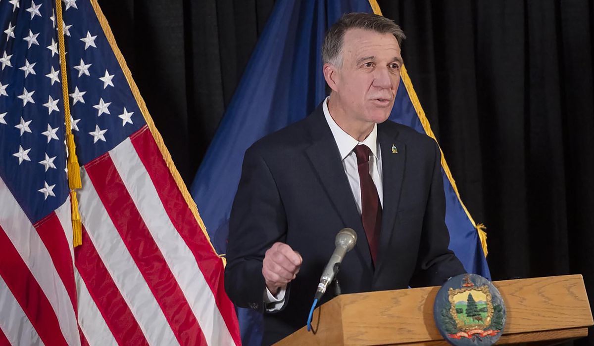 NextImg:Republican governor snubs Trump, votes for Harris in presidential election