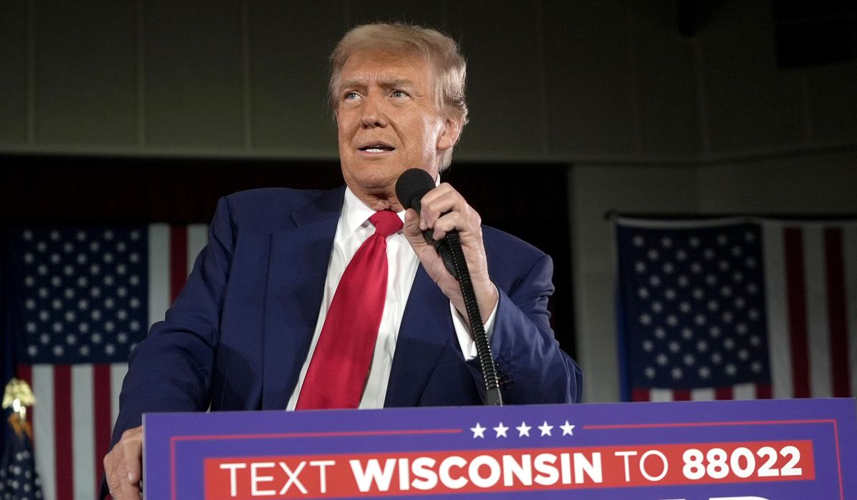 NextImg:Trump looks to eat into Obama coalition with Bronx rally