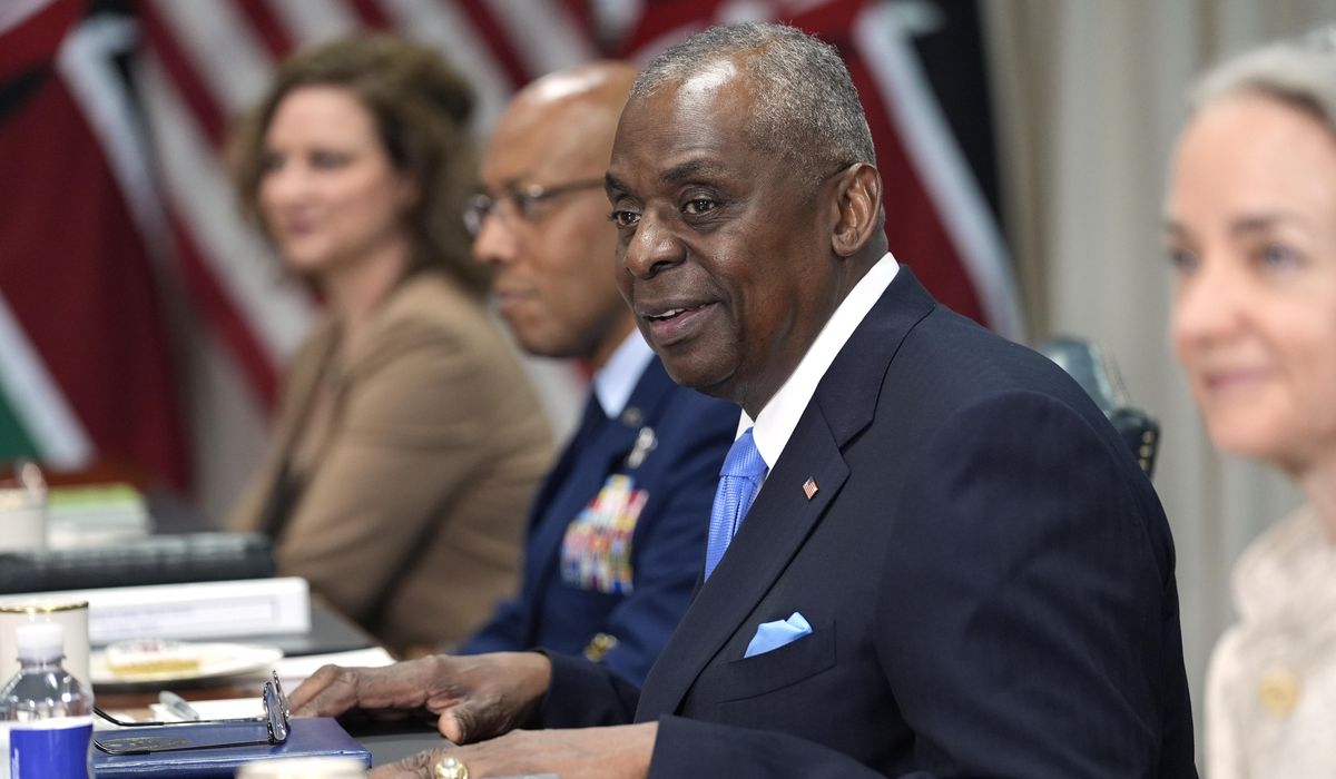 NextImg:Defense Secretary Lloyd Austin resumes duty after undergoing procedure at Walter Reed