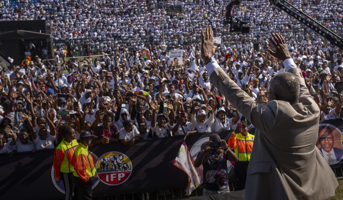 NextImg:South Africa’s main opposition party rallies support as it concludes election campaign
