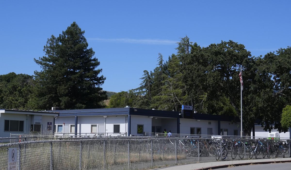 NextImg:8 Northern California middle school students arrested for assault on 2 peers