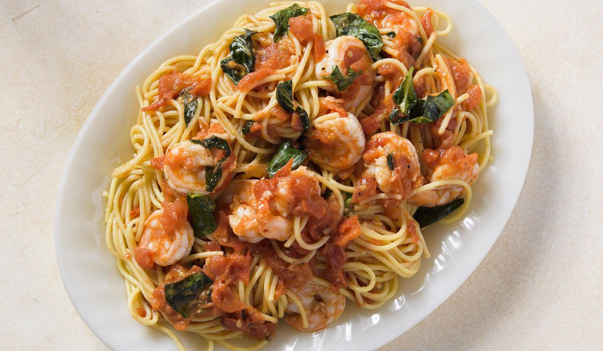 NextImg:Scampi alla busara; Add big flavor to simple tomato sauce with shelled shrimp, white wine