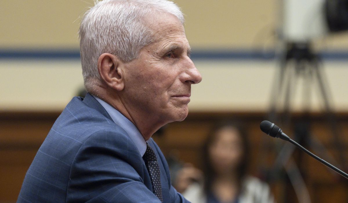 NextImg:Fauci said it wasn’t his job to stop unproved 6-foot rule during pandemic