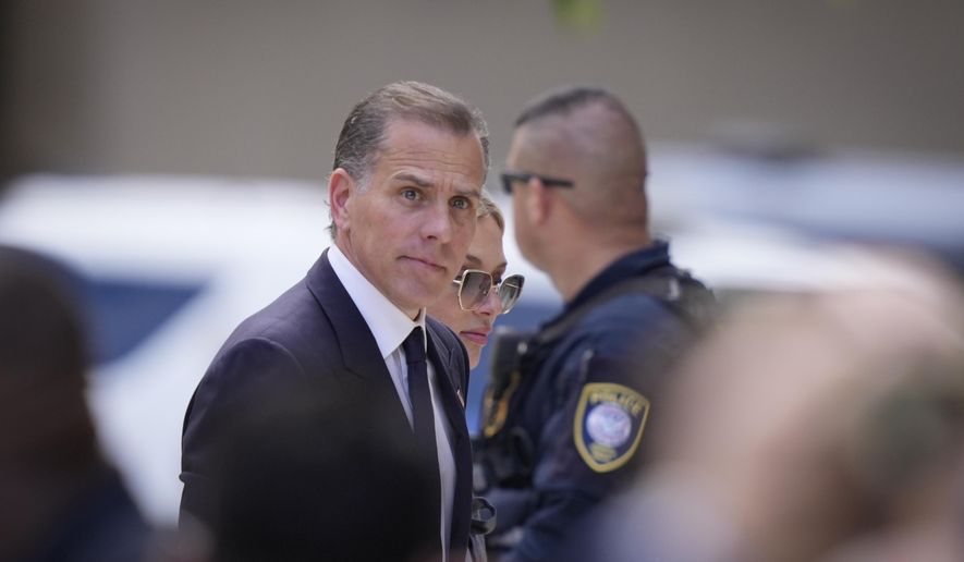 Hunter Biden arrives at federal court, with his wife Melissa Cohen Biden, Monday, June 3, 2024, in Wilmington, Del. (AP Photo/Matt Rourke)