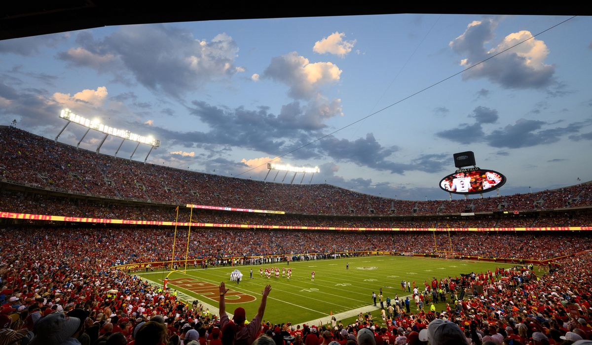 NextImg:Kansas governor signs bills enabling effort to entice Chiefs and Royals with new stadiums