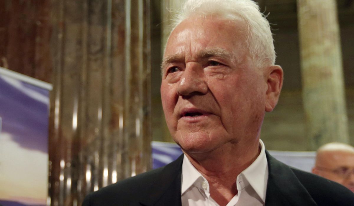 NextImg:Police arrest 91-year-old Canadian auto parts billionaire Frank Stronach on sexual assault charges