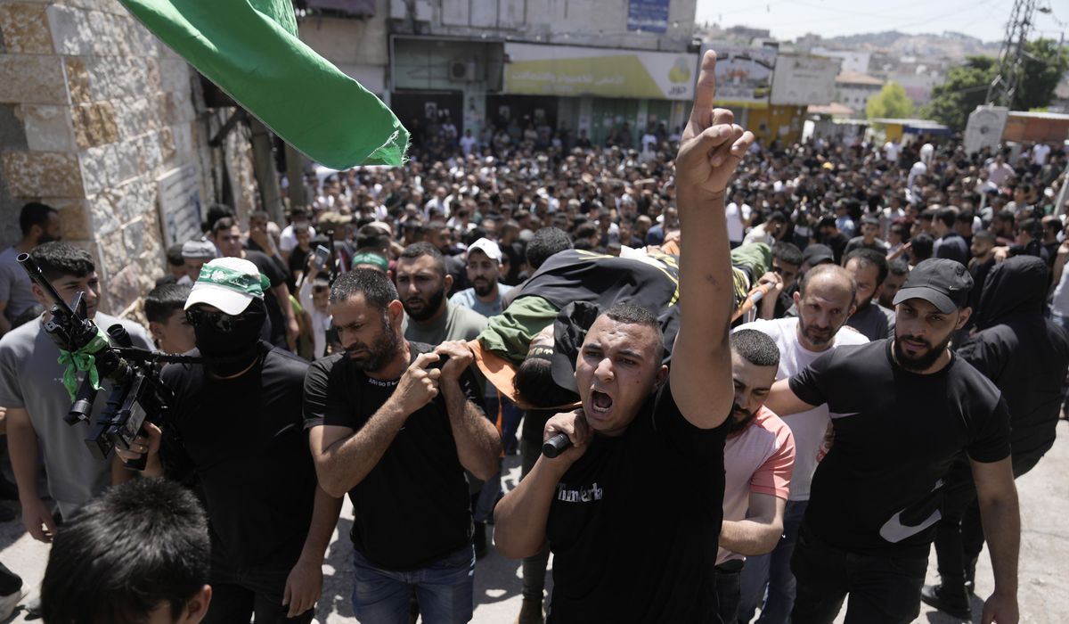 NextImg:Israelis and Palestinians are hopeful but cautious over the latest cease-fire proposal