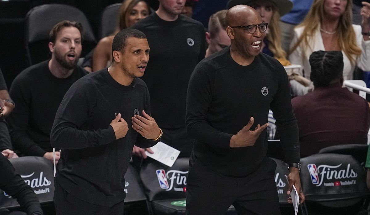 NextImg:Celtics on the brink of 18th title, can close out Mavericks in Game 4