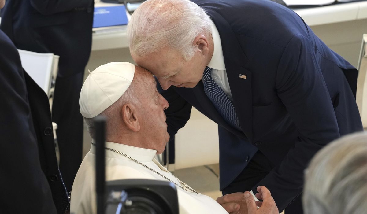 NextImg:Pope urges world leaders to keep ‘human control’ over AI, calls for autonomous weapons ban