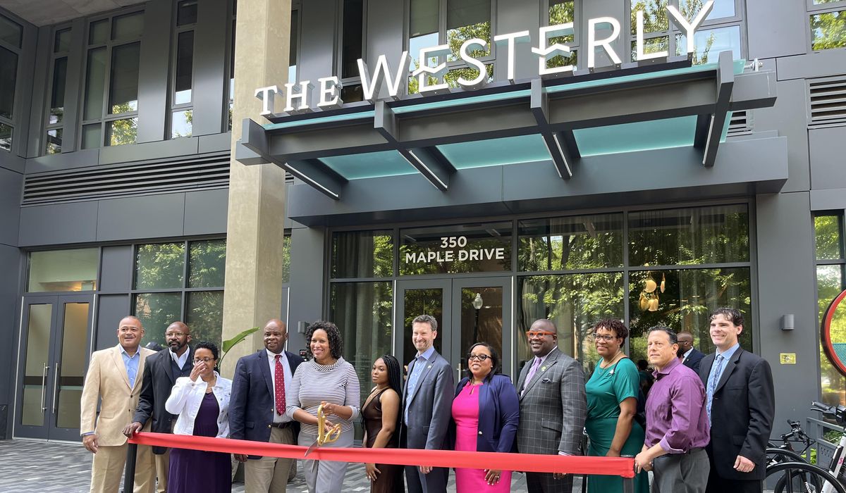 NextImg:D.C. Mayor Muriel Bowser opens Southwest complex as part of her affordable housing plan