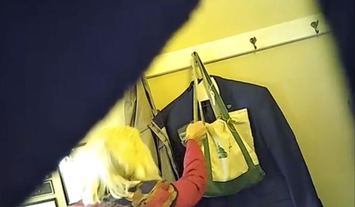 NextImg:Rep. Mary Morrissey apologizes for repeatedly pouring water in colleague’s bag after caught on video