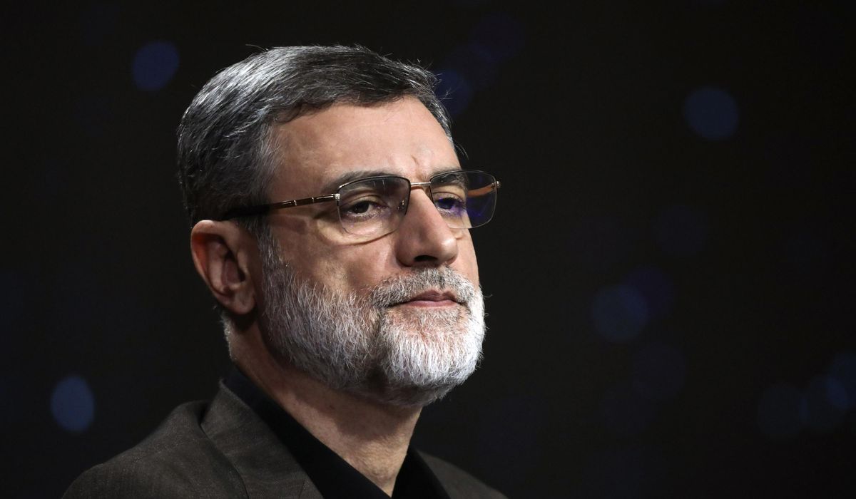 NextImg:Two candidates drop out of Iran presidential election, due to take place Friday amid voter apathy