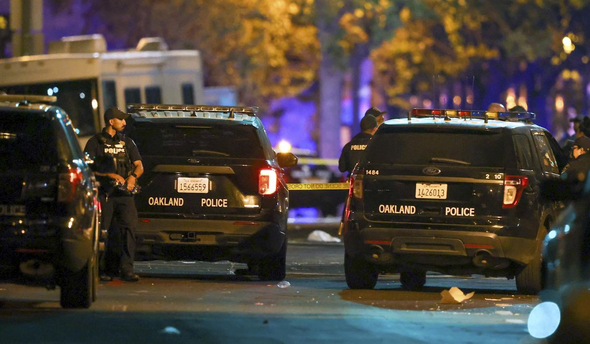 NextImg:California Gov. Gavin Newsom wants more police pursuits in Oakland