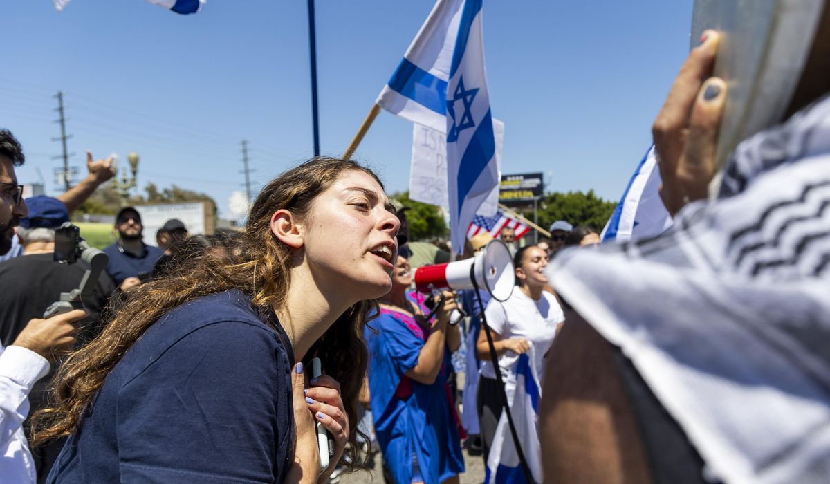 NextImg:Scalise says Justice Department civil rights section should probe L.A. synagogue protest