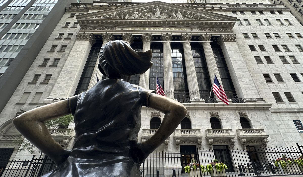 NextImg:Wall Street leans modestly lower as markets await Friday’s inflation data