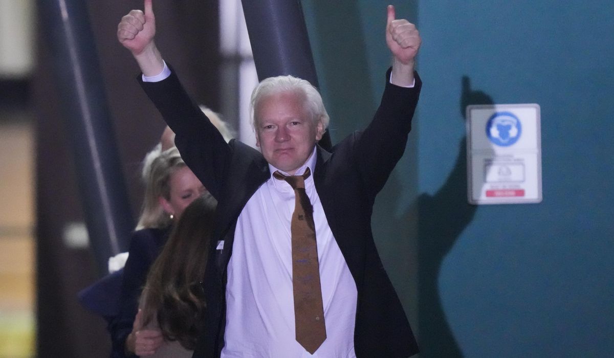 NextImg:WikiLeaks founder Julian Assange returns to Australia a free man after U.S. legal battle ends