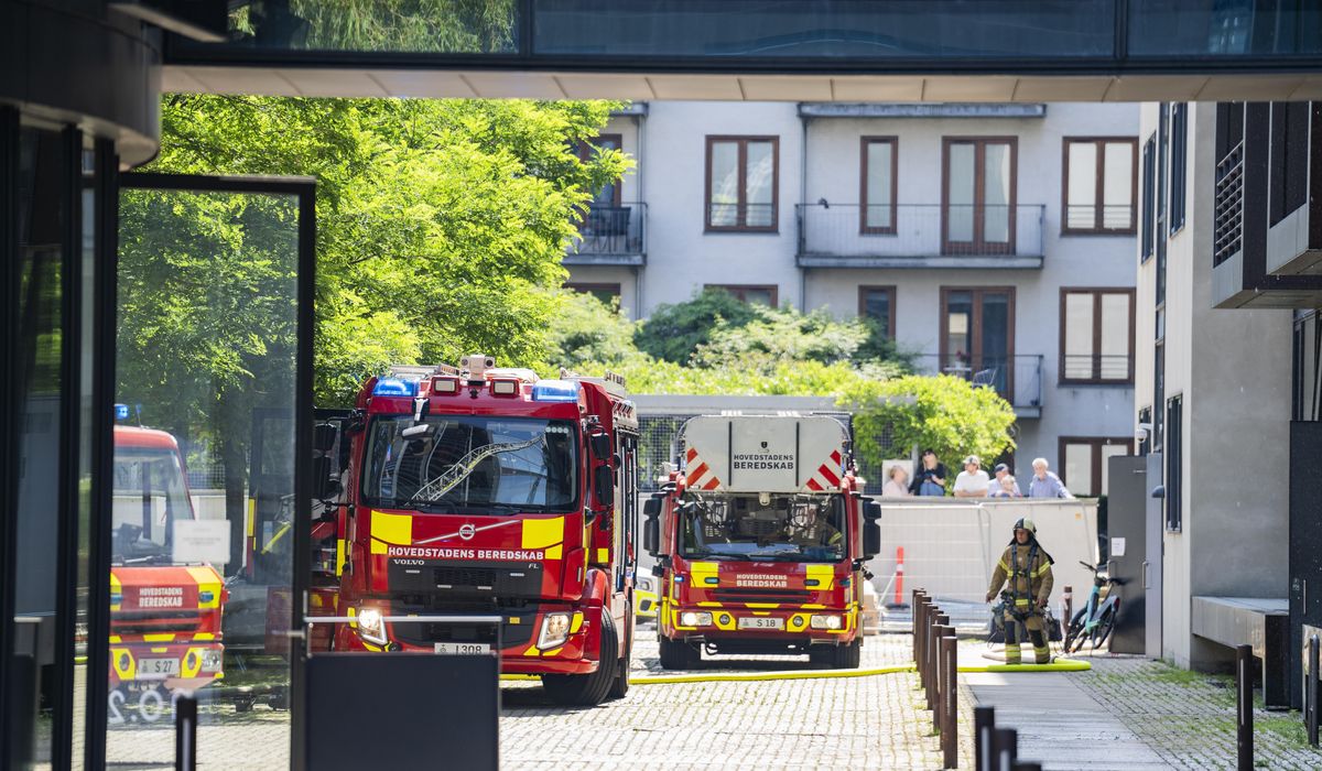 NextImg:Fire tears through the Danish taxation ministry, the latest major fire in Copenhagen