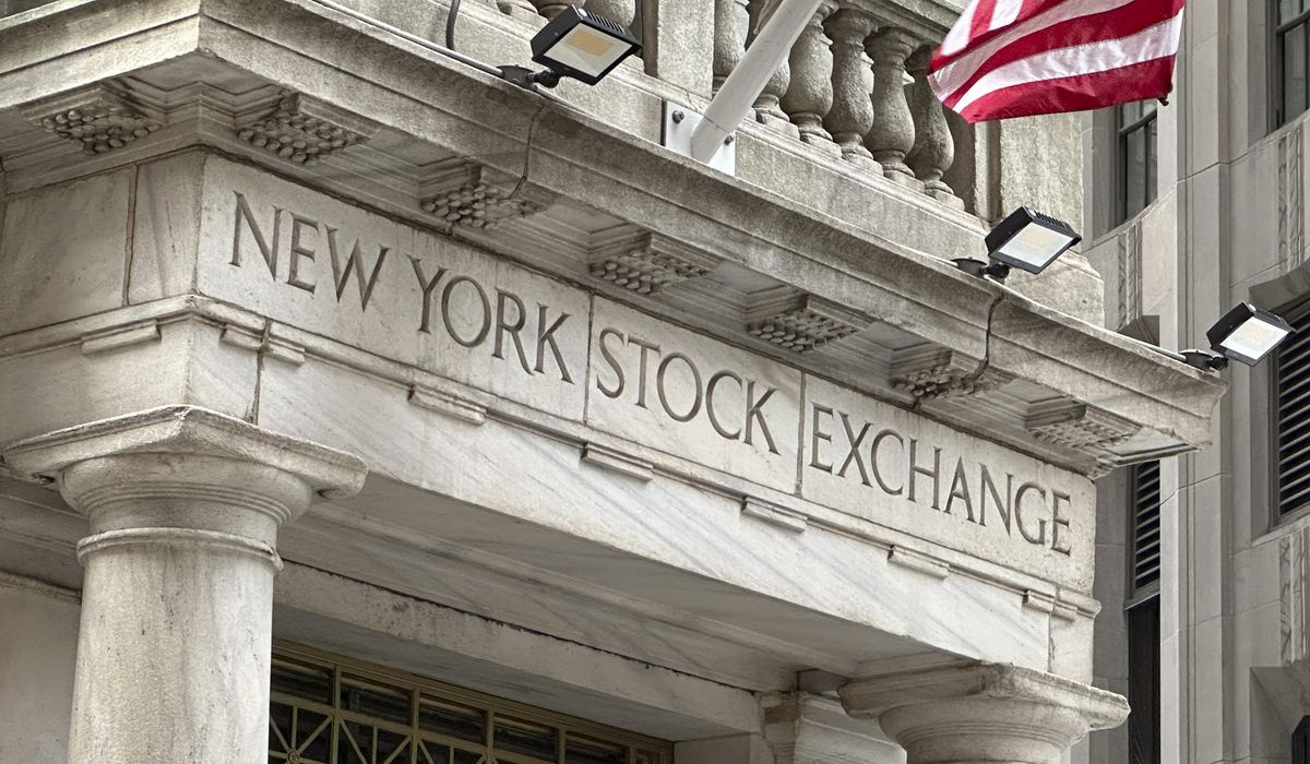 NextImg:Wall Street tilts toward losses ahead of a key U.S. inflation report