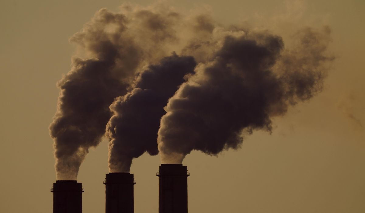 NextImg:D.C. Circuit won’t pause EPA’s power plant emissions rule