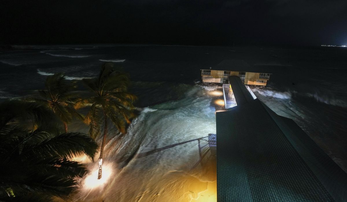 NextImg:Beryl makes landfall as Category 4 hurricane on island near Grenada