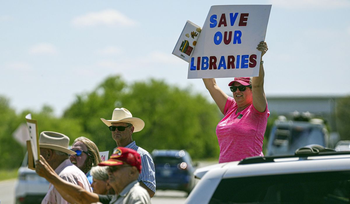 NextImg:A U.S. appeals court will review its prior order that returned banned books to shelves in Texas