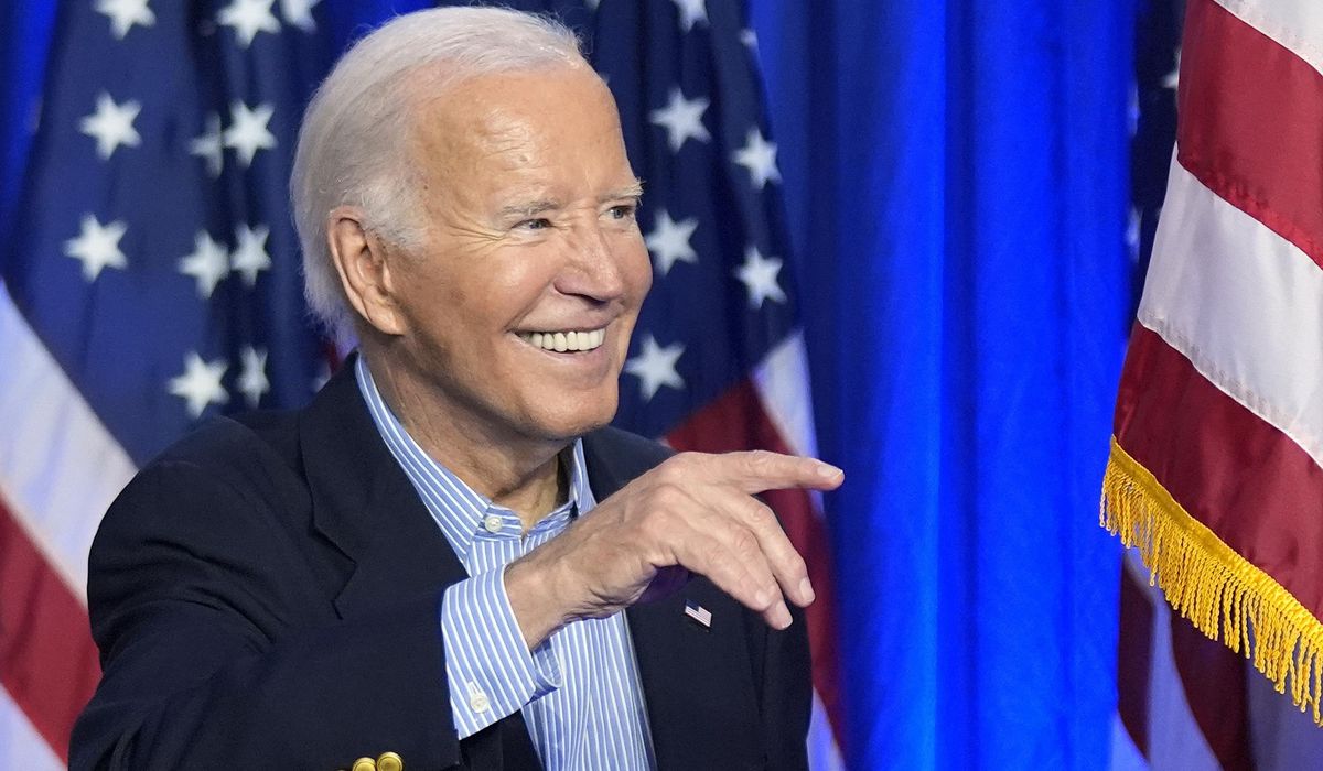 NextImg:Biden campaigns in Pennsylvania, seeking to project strength and quiet Democratic jitters