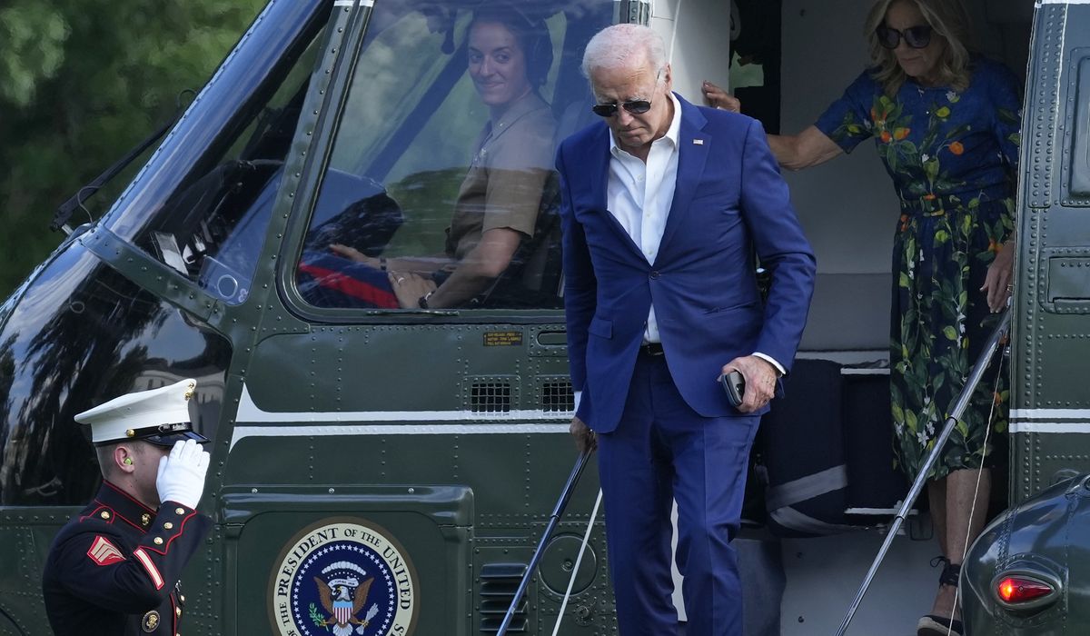 NextImg:Democrats rebuff wealthy donors threatening to stop contributions until Biden withdraws from race
