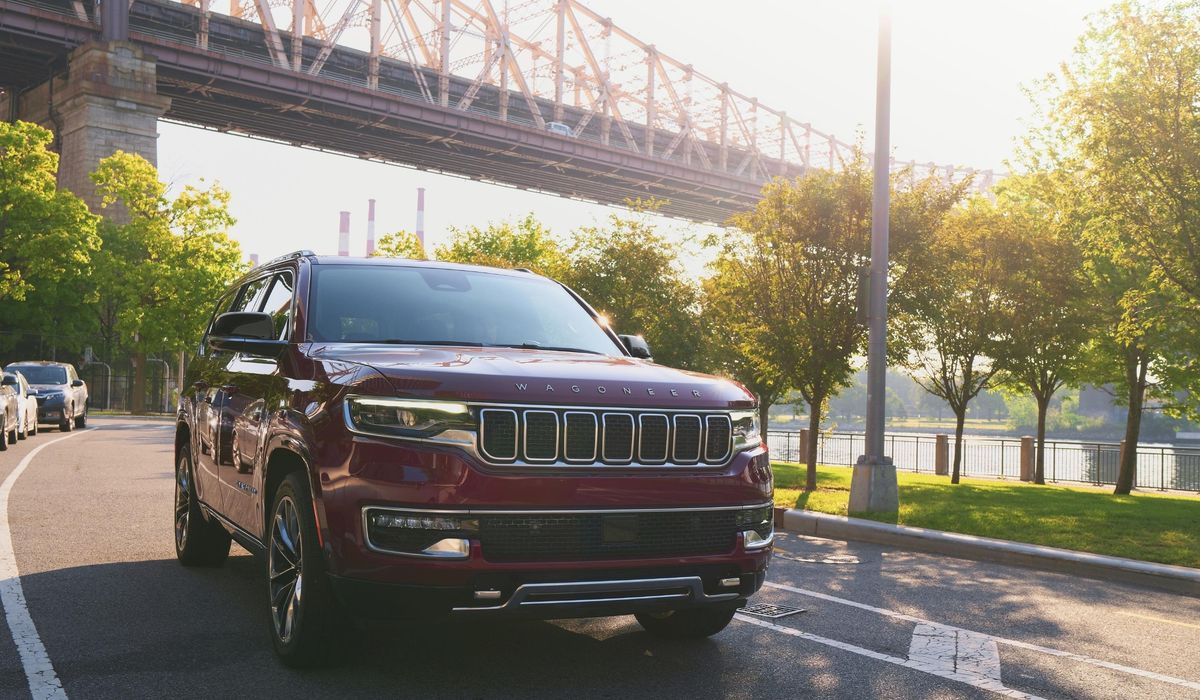 NextImg:U.S. investigating some Jeep and Ram vehicles after getting complaints of abrupt engine stalling