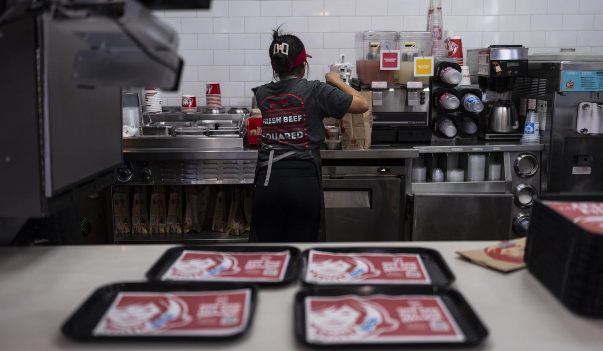 NextImg:Studies link California’s $20 minimum wage to fast-food job losses