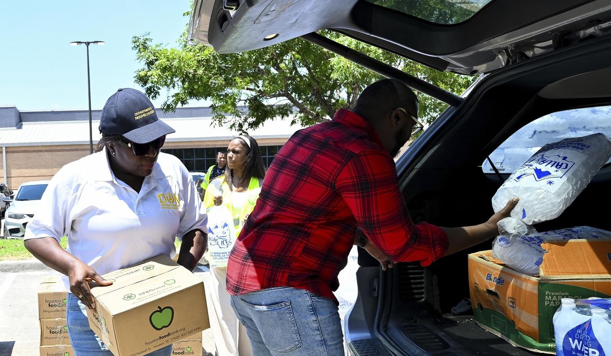 NextImg:Pressure mounts on Houston power company to quickly restore service as city sweats after Beryl