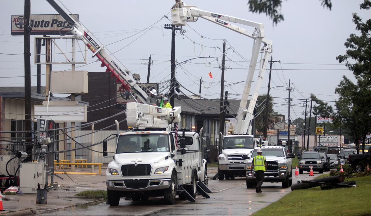 NextImg:Houston hospitals report spike in heat-related illness during widespread storm power outages