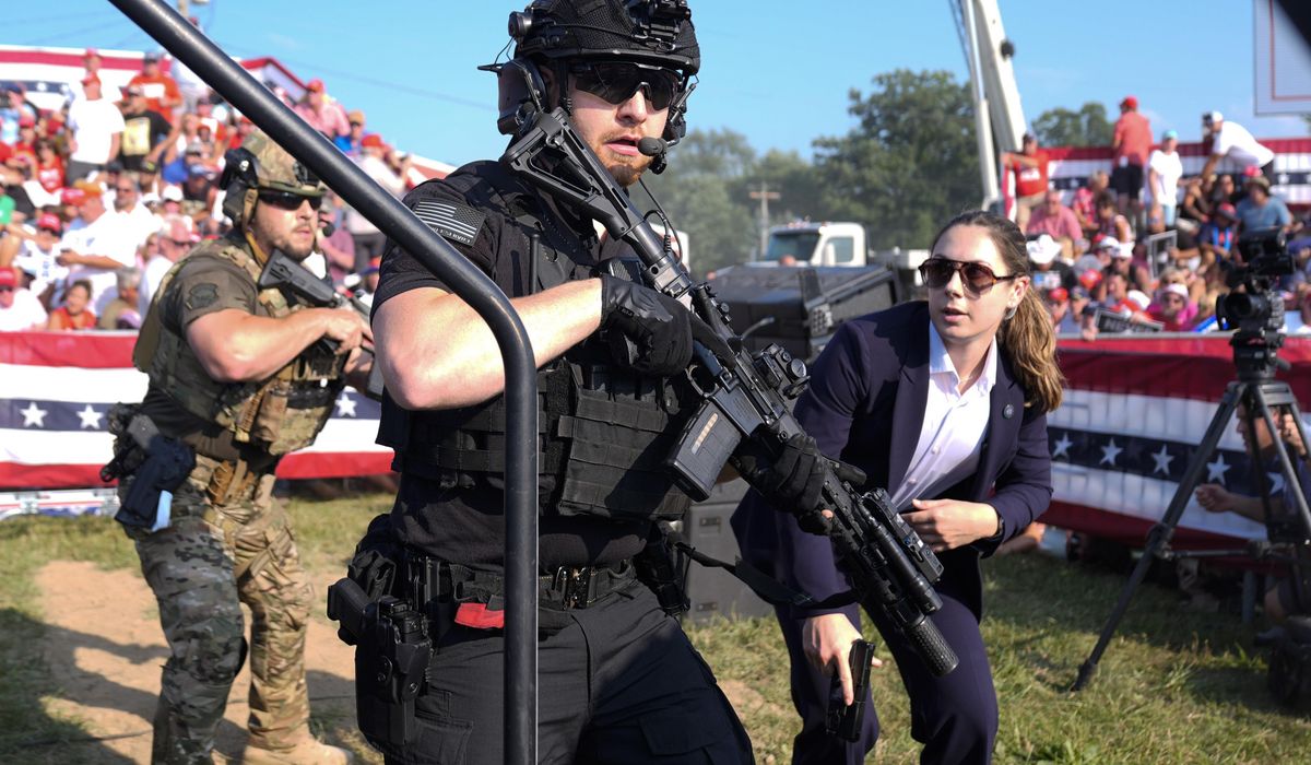 NextImg:Lawmakers introduce bipartisan bill to boost Trump, Biden and R.F.K. Jr.’s secret service protection