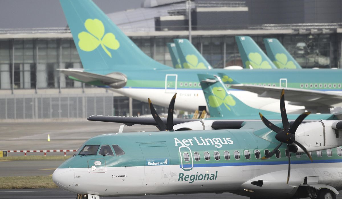 NextImg:Aer Lingus pilots vote to accept a pay raise. It ends a dispute that canceled hundreds of flights