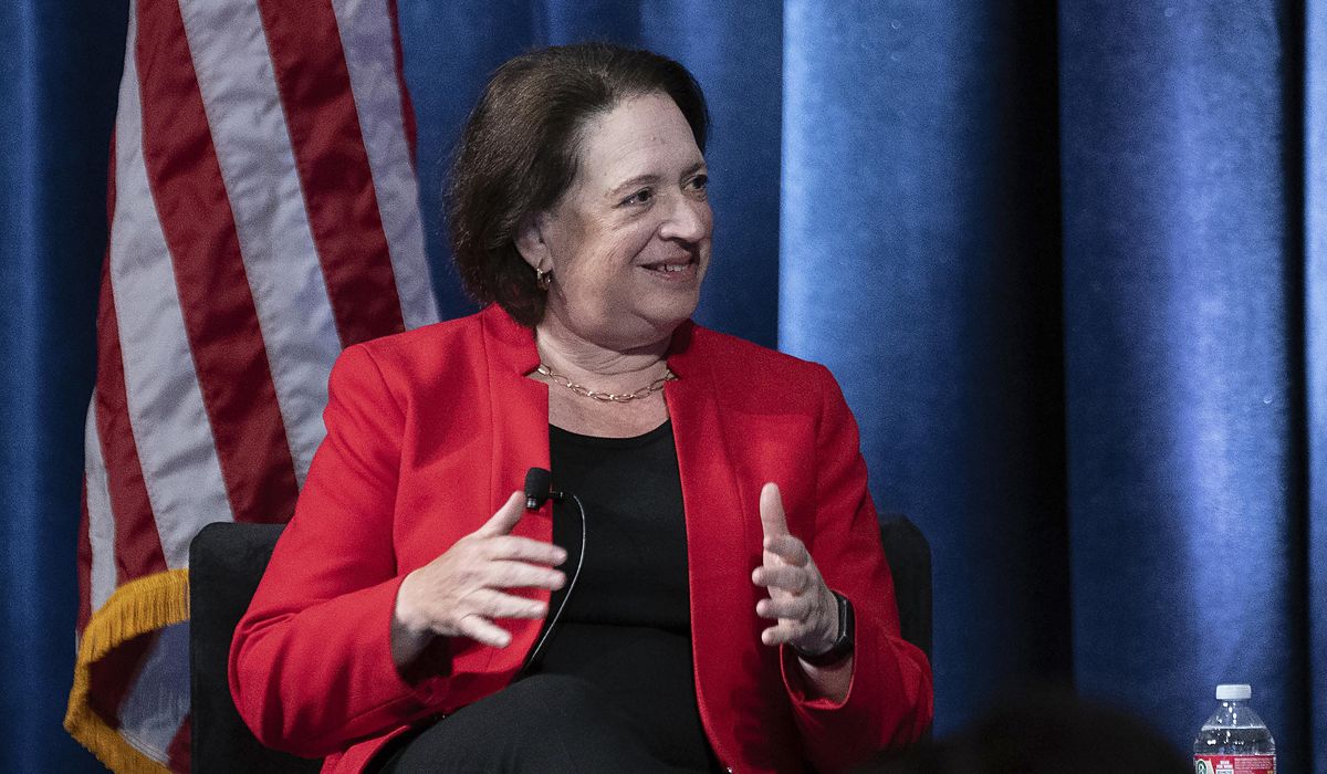 NextImg:Kagan says Supreme Court needs authority to enforce ethics code