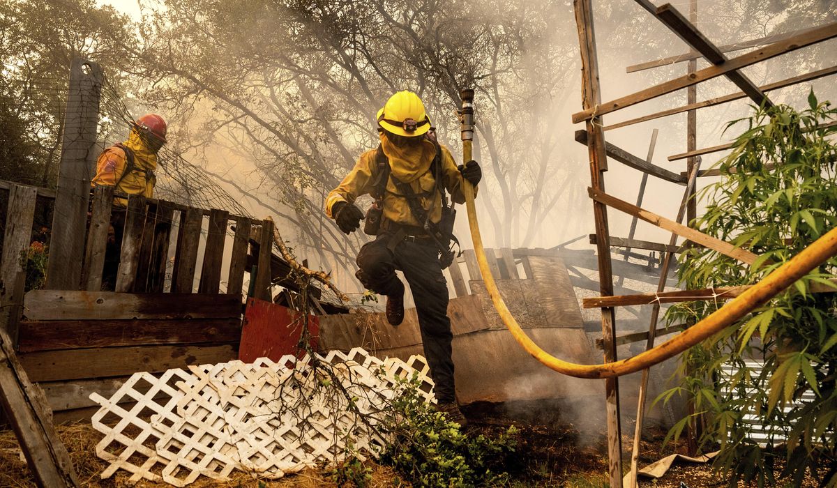 NextImg:A tanker plane is missing in Oregon as Western wildfires spread