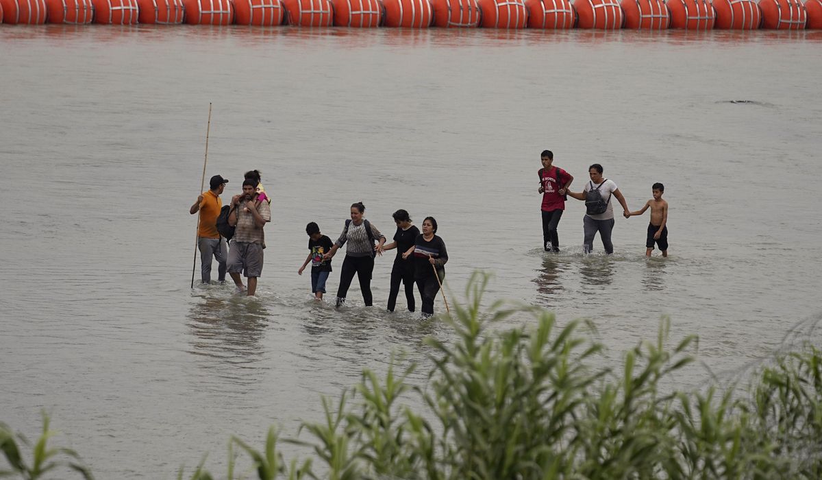 NextImg:Texas’ floating Rio Grande barrier can stay for now, court rules as larger legal battle persists