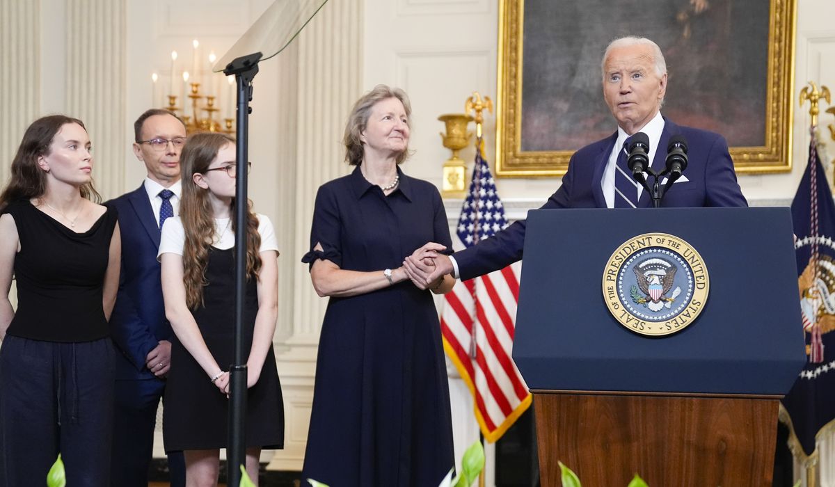 NextImg:Biden hails ‘falsely accused’ Americans coming home from Russia