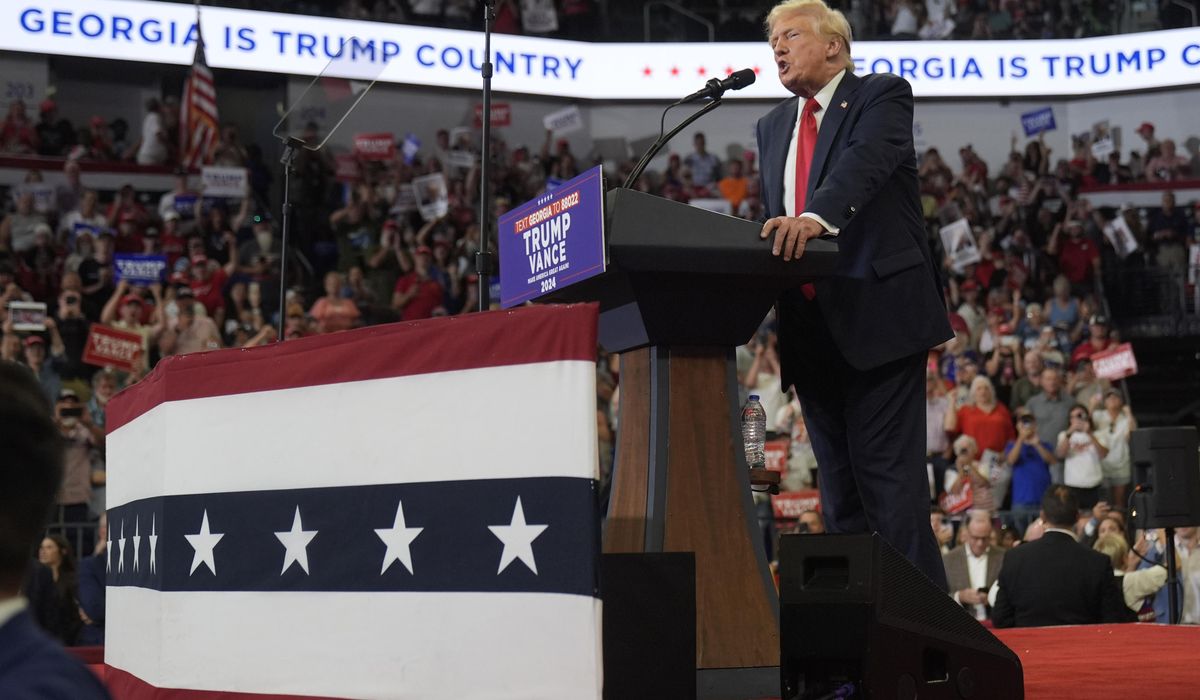 NextImg:Trump leads in Georgia while Harris ahead in North Carolina, new poll shows