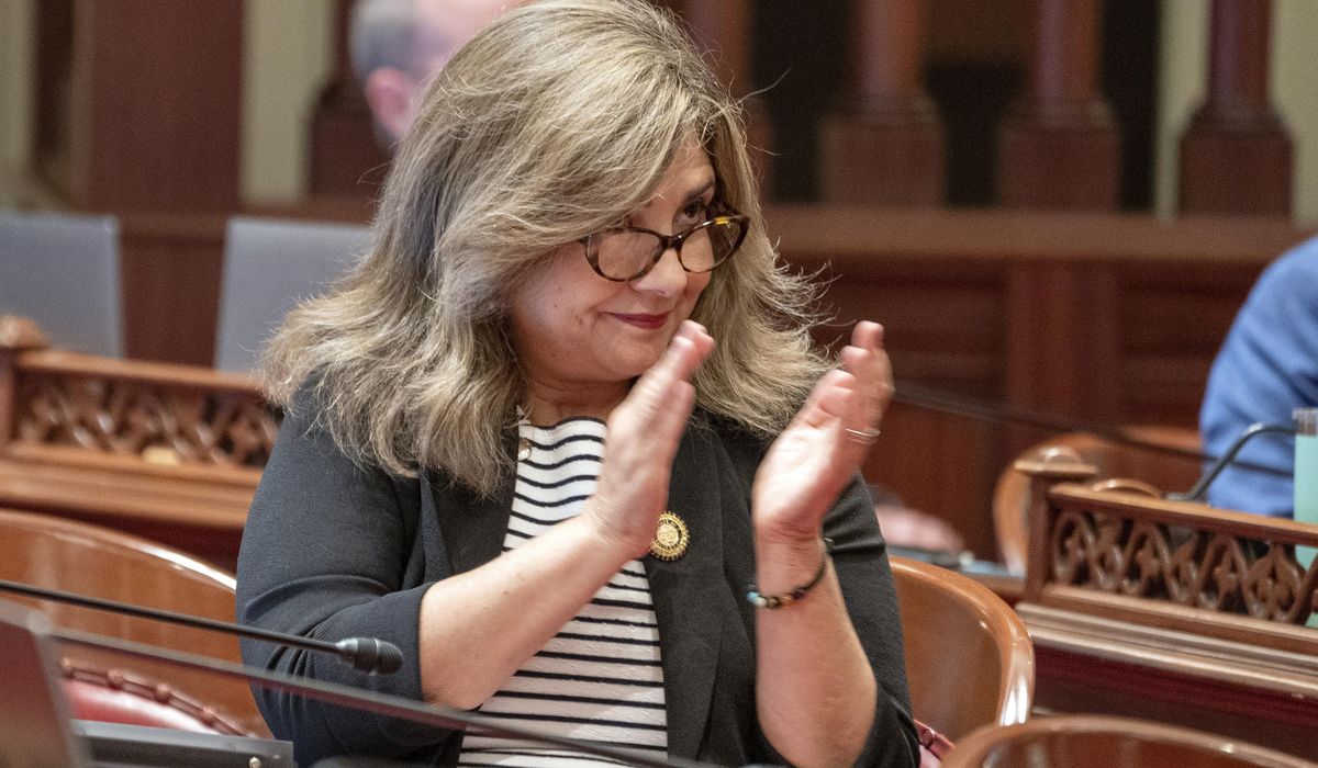 NextImg:California lawmaker switches to Republican, criticizes Democratic leadership