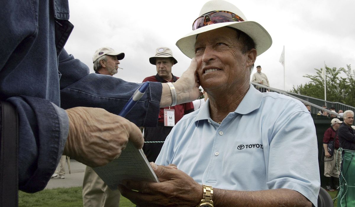 NextImg:Chi Chi Rodriguez, Hall of Fame golfer known for antics on the greens, dies at 88