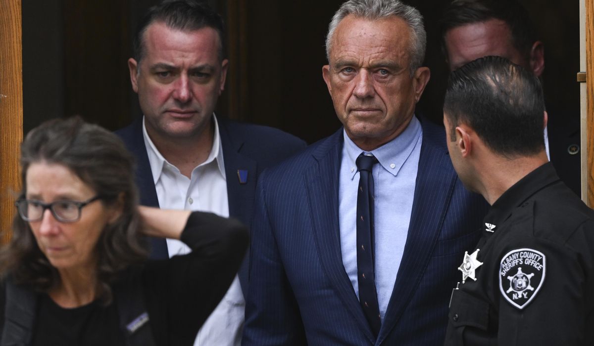 NextImg:Ruling that bounced RFK Jr. from New York ballot could challenge him in other states