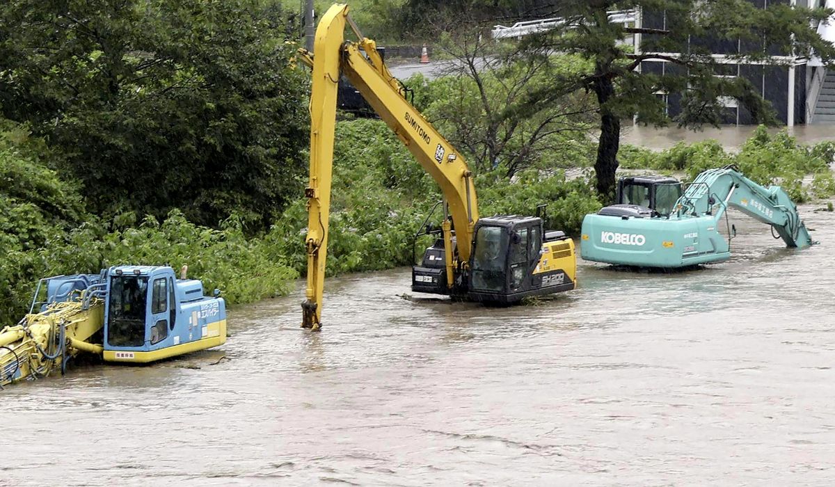 NextImg:Storm dumps intense rainfall on northern Japan, sending some people to shelters