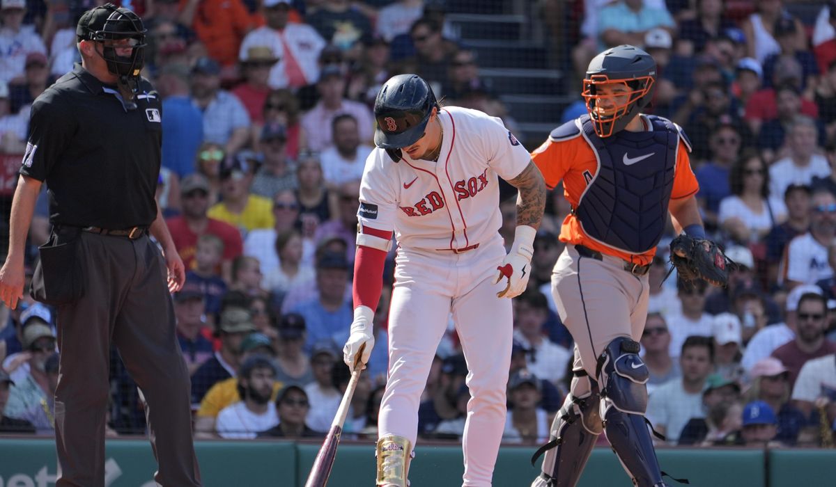 NextImg:Red Sox suspend Duran two games for shouting homophobic slur at fan who heckled him