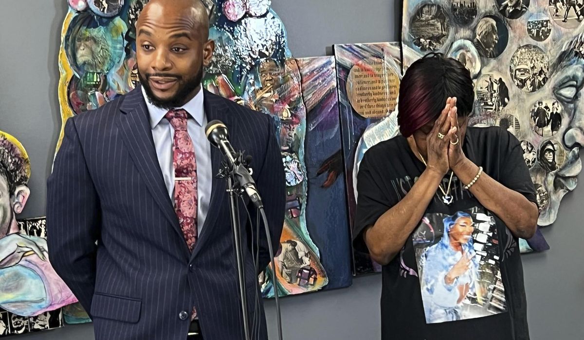 NextImg:Officer due in court on murder charges in shooting of pregnant Black woman accused of shoplifting