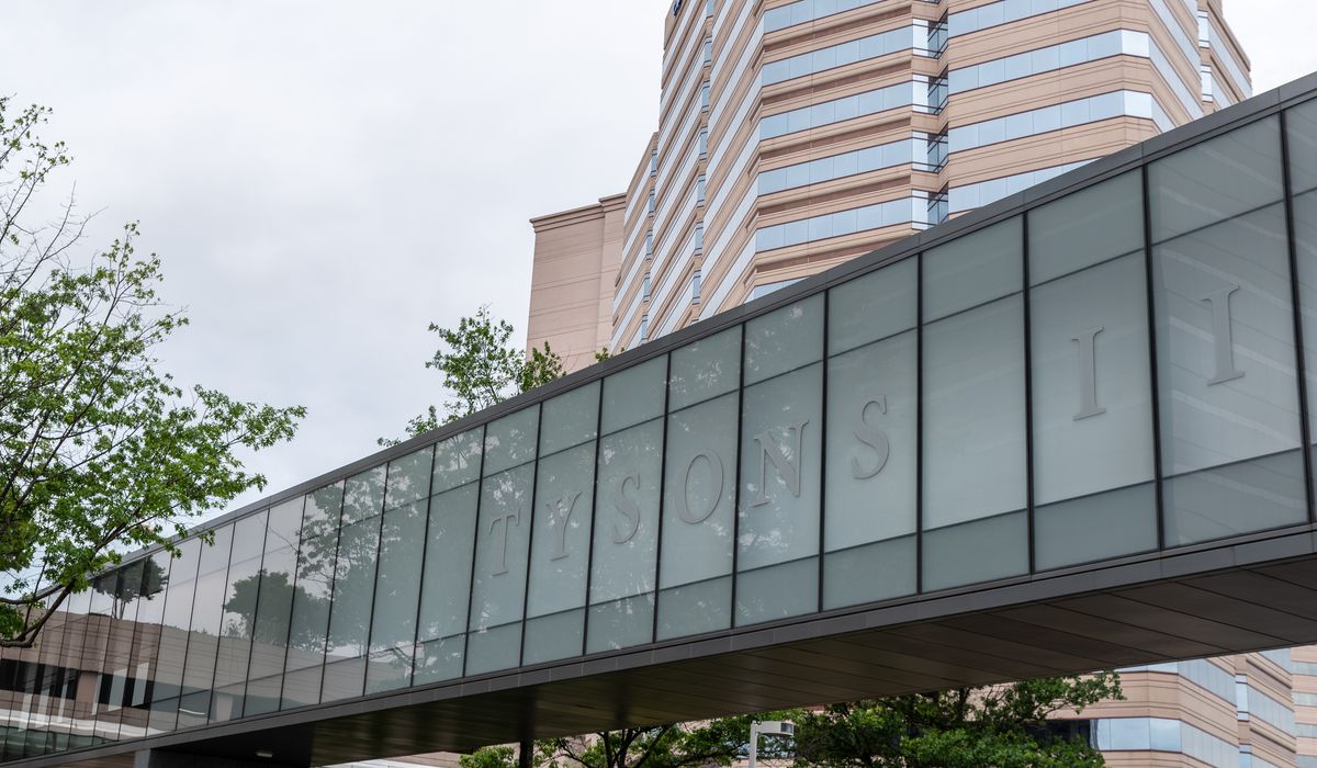 NextImg:Arrests made in high-end theft rings targeting Tysons Galleria in Fairfax County