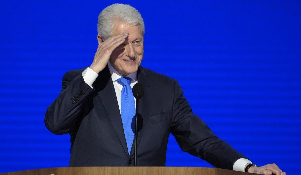 NextImg:Bill Clinton: ‘I’m still younger than Donald Trump’