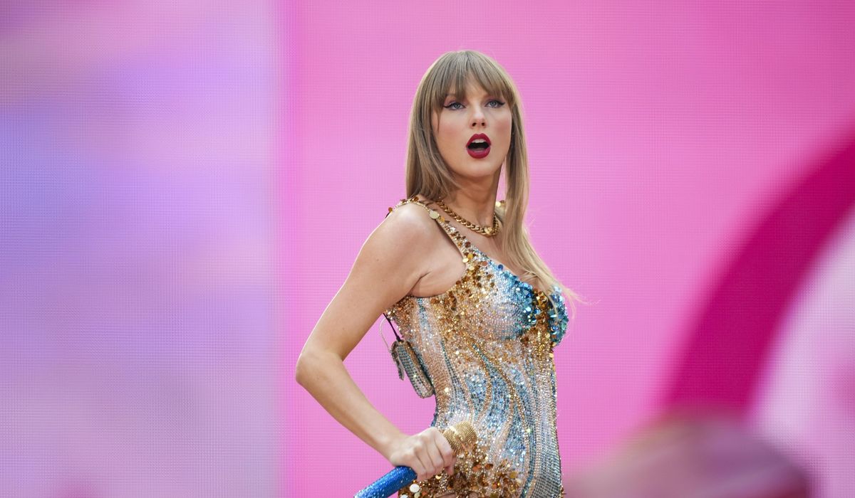 NextImg:Taylor Swift explains her silence and calls cancellation of Vienna shows ‘devastating’