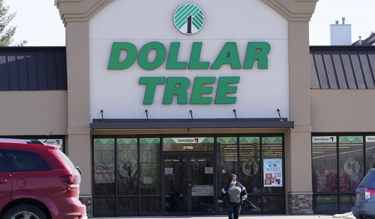 NextImg:Even dollar store chains are seeing a pullback in spending as higher prices squeeze more consumers
